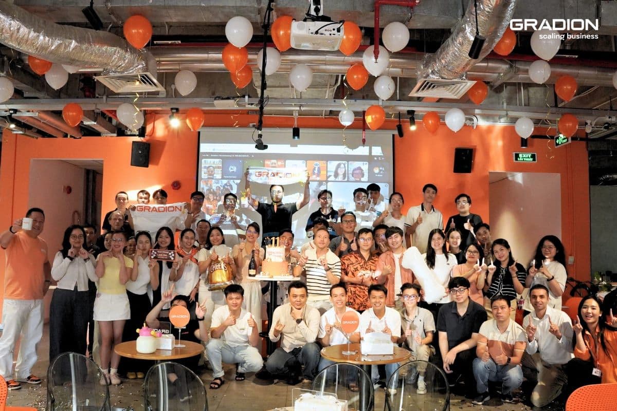 Gradion 11-Year (SG Office)