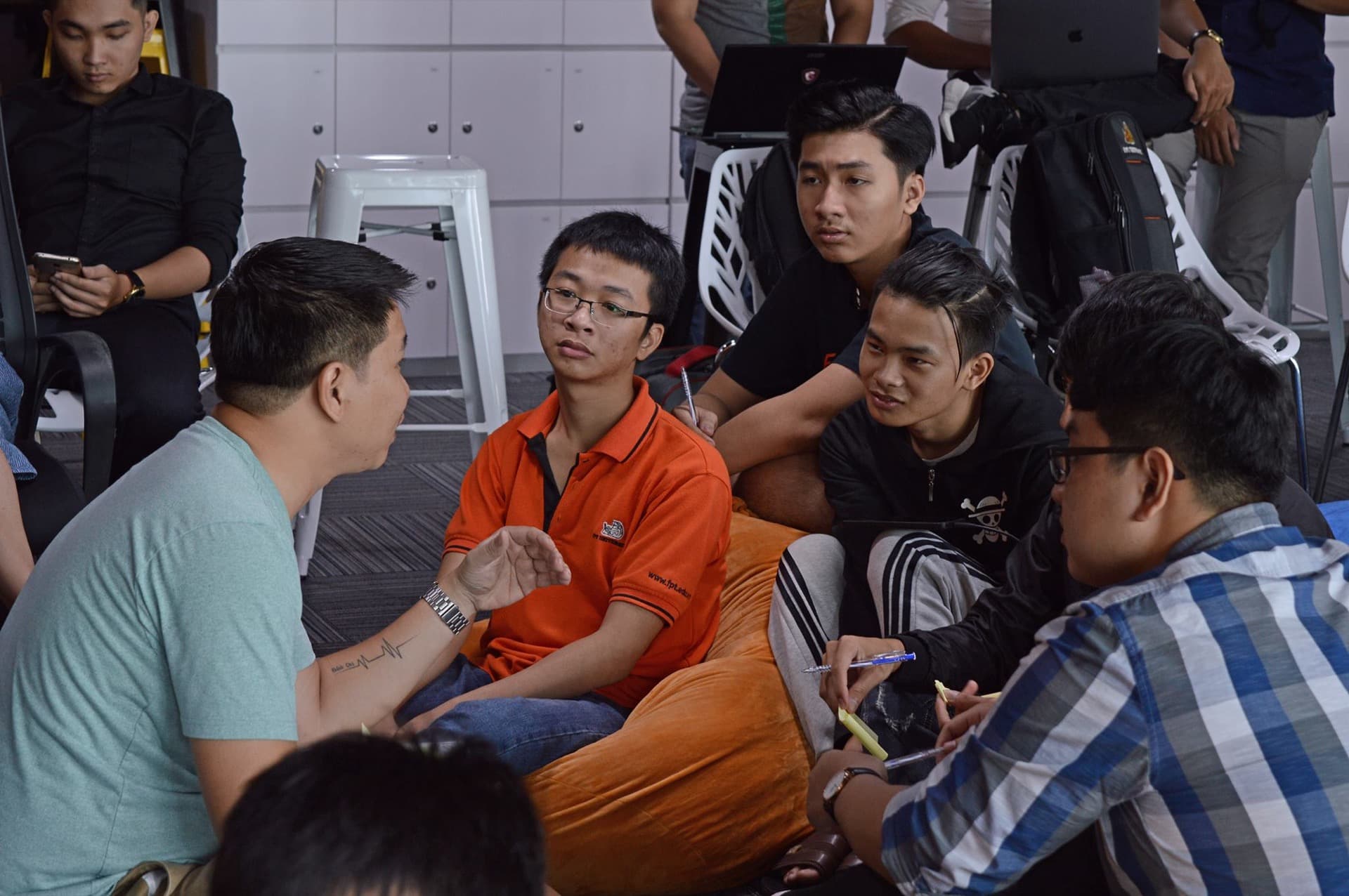 Gradion Team Workshop Brainstorm Session Vietnam