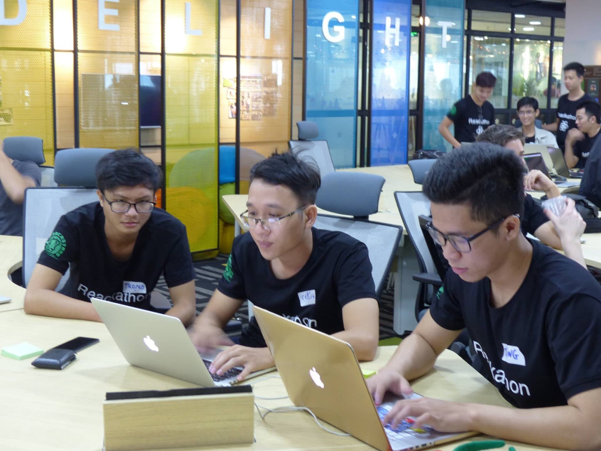 Nhà xuất bản sách nghệ thuật cao cấp hàng đầu