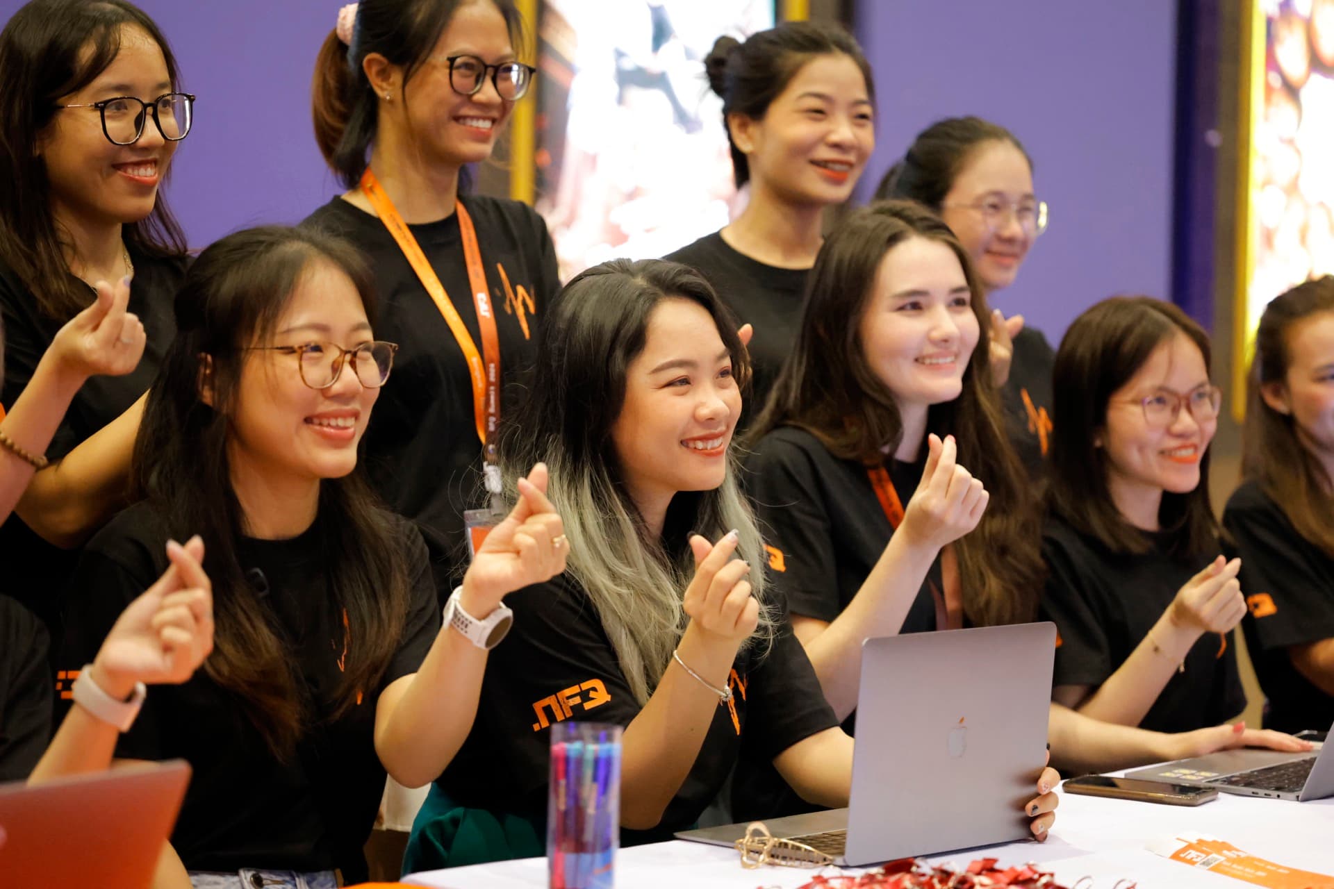 Nfq Team Meeting Engaged Employees Purple Office