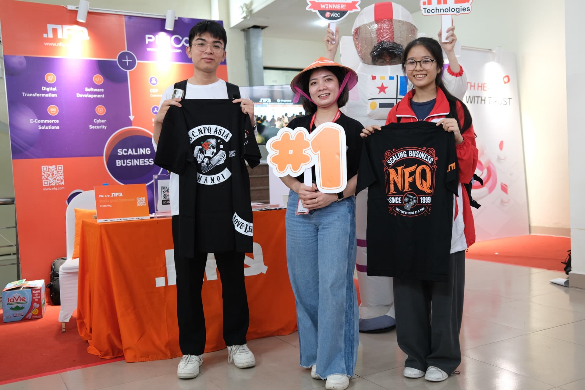 กลุ่มบริษัท E-commerce SaaS