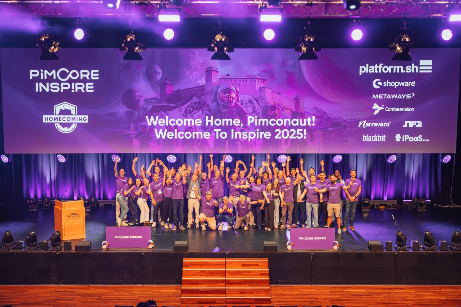 Nền tảng Cộng đồng Khách hàng SaaS